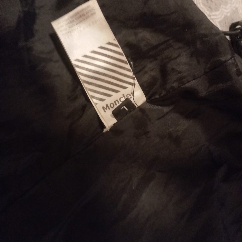 Wind breaker jacket - Picture 4 of 4